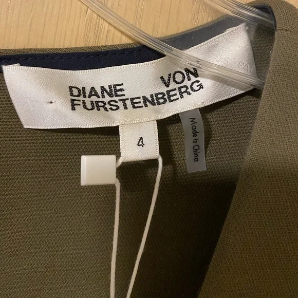 DIANE VON FURSTENBERG LUXURY OLIVE DRESS - Picture 2 of 6